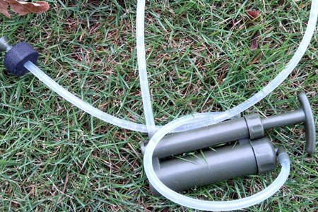 野外凈水器有哪些種類？怎么選購(gòu)？